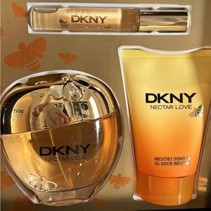 DKNY gift set